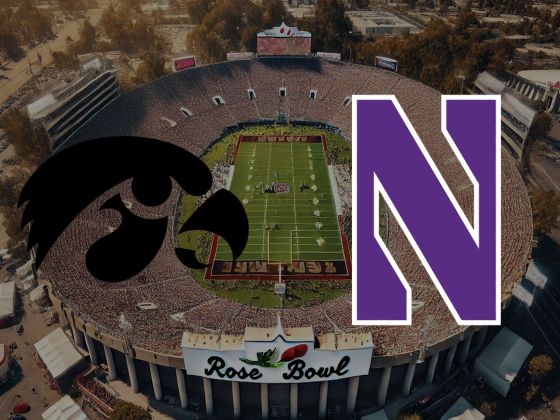 Iowa Hawkeyes at Northwestern Wildcats Football